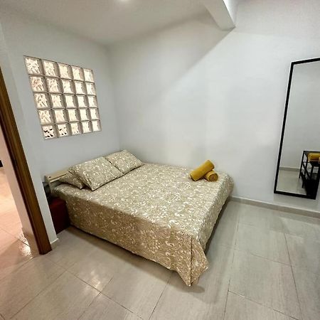 טראגונה Little Horse Apartments 2 מראה חיצוני תמונה
