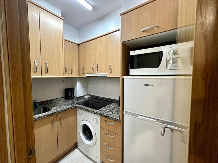 טראגונה Little Horse Apartments 2 מראה חיצוני תמונה