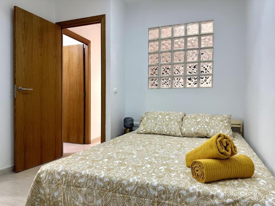 טראגונה Little Horse Apartments 2 מראה חיצוני תמונה