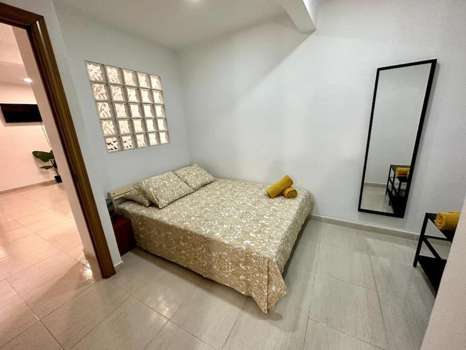 טראגונה Little Horse Apartments 2 מראה חיצוני תמונה